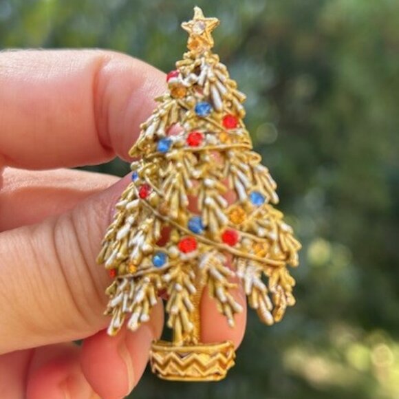 HOLIDAY🎄🎄ART Multi-Color Rhinestone Christmas Tree PIN BROOCH - Picture 4 of 7